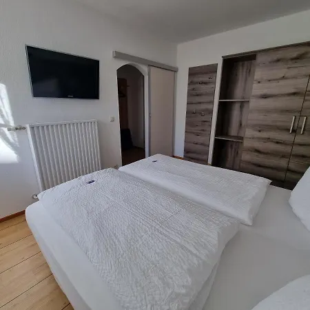 Am Buchbrunnen Apartment *