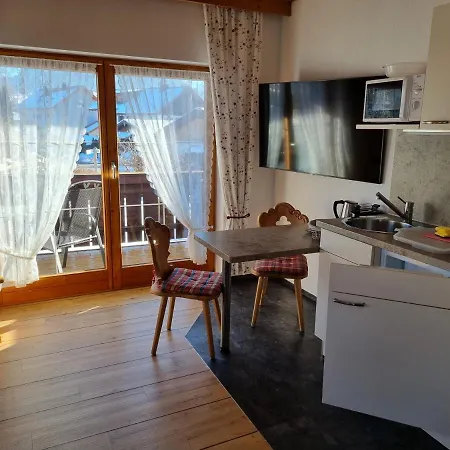 Am Buchbrunnen Apartment *