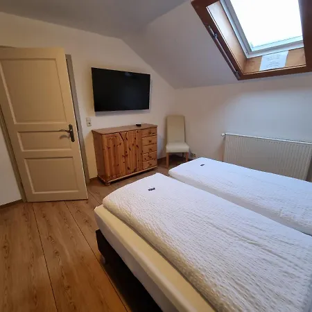 Am Buchbrunnen Apartment *